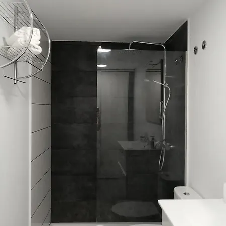 Apartment Homeforguest Island 201 Modern & Minimalist Santa Cruz de Tenerife