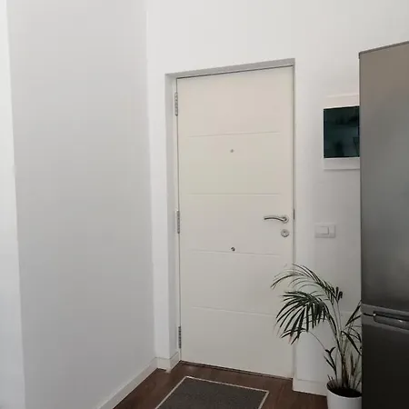 Homeforguest Island 201 Modern & Minimalist 아파트